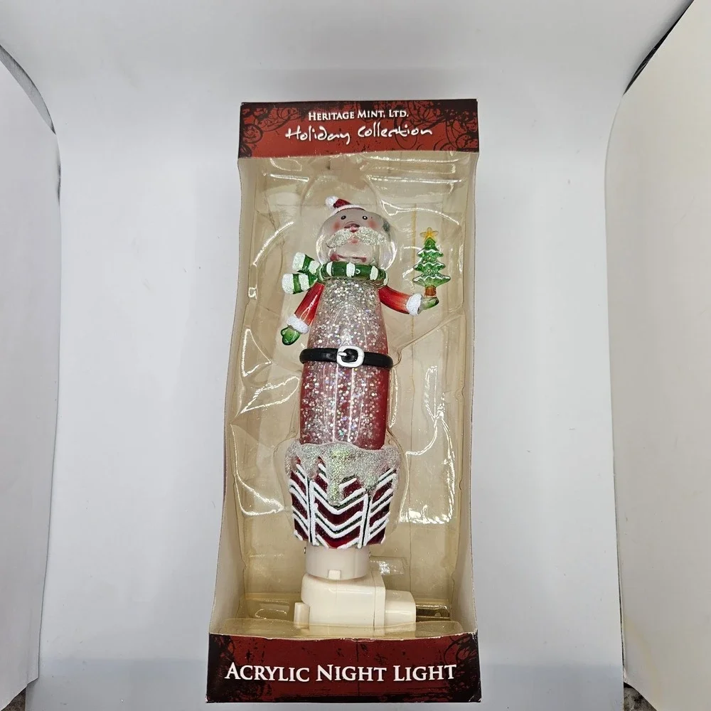 Heritage Mint 2007 Santa Glitter Acrylic Christmas Night‎ Light Holiday Decor